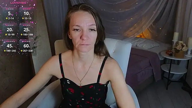 Snapshot of Jesica_mooon chatting on February 24, 1:25 am Jesica mooon online show from February 24, 1:25 am