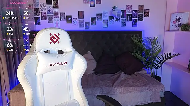 Snapshot of Jesica_mooon chatting on February 27, 1:38 am Jesica mooon online show from February 27, 1:38 am