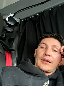 Snapshot of serxxx1287 chatting on December 15, 10:08 am serxxx1287 online show from December 15, 10:08 am