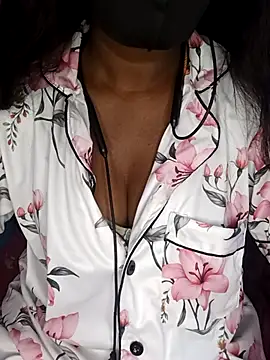 Thamilmegalai online show from January 14, 3:45 am