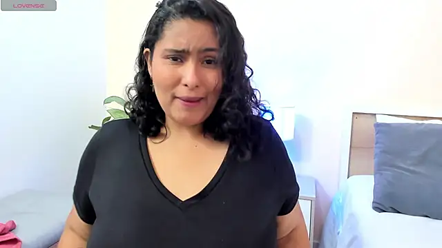 BellaNixs online show from September 12, 2:55 am