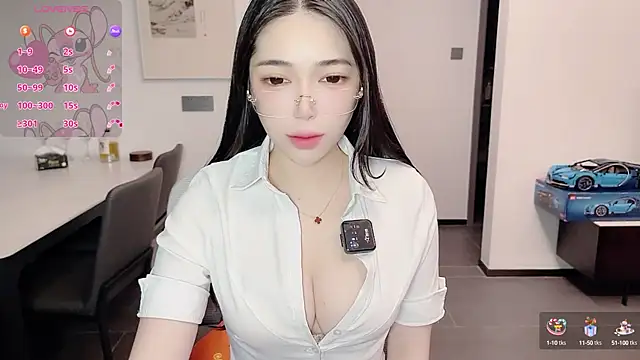 Snapshot of Scarlett-bb chatting on October 13, 8:31 pm Scarlett-bb online show from October 13, 8:31 pm