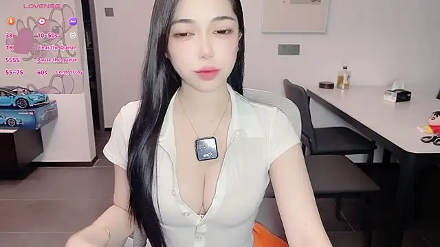 Snapshot of Scarlett-bb chatting on October 19, 8:42 pm Scarlett-bb online show from October 19, 8:42 pm