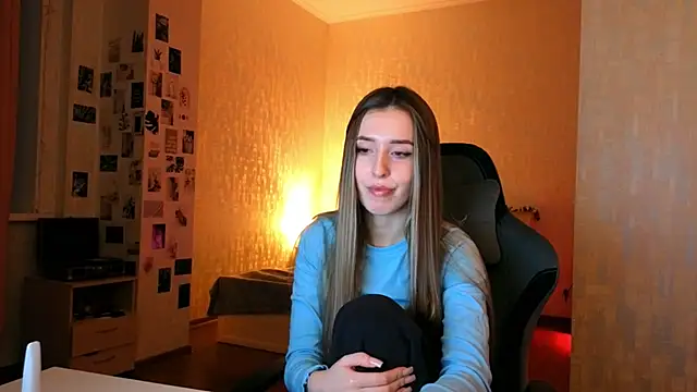 yourrdanceteacher online show from December 18, 8:48 pm