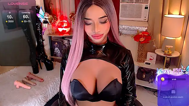 Snapshot of KYLINE_WIILLS chatting on July 1, 7:35 pm KYLINE WIILLS online show from July 1, 7:35 pm