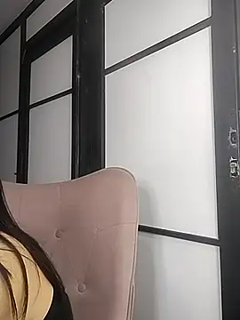 Snapshot of SamaraAnders_ chatting on February 25, 4:55 am SamaraAnders online show from February 25, 4:55 am