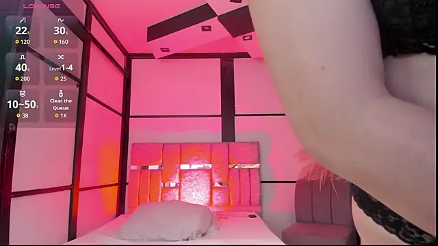 Snapshot of SamaraAnders_ chatting on March 27, 8:26 am SamaraAnders online show from March 27, 8:26 am