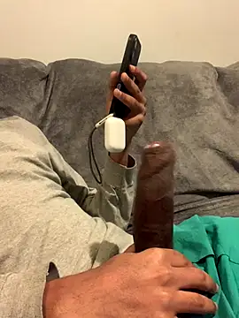 Snapshot of Insurance-03 chatting on December 17, 7:47 am Insurance-03 online show from December 17, 7:47 am