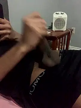 Snapshot of Insurance-03 chatting on January 18, 4:49 am Insurance-03 online show from January 18, 4:49 am