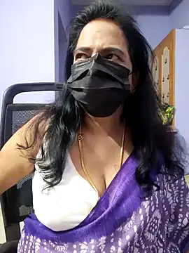 mallu-lover online show from November 3, 1:01 pm