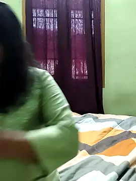Snapshot of mallu-lover chatting on April 17, 5:32 am mallu-lover online show from April 17, 5:32 am