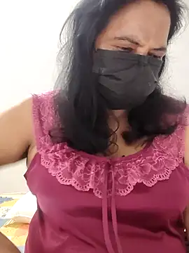 Snapshot of mallu-lover chatting on May 7, 8:52 am mallu-lover online show from May 7, 8:52 am