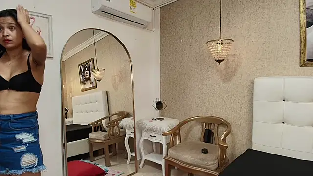 Miladiosa online show from February 28, 1:34 pm