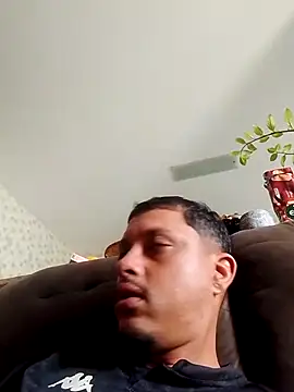 Snapshot of Deza-10 chatting on November 26, 11:33 am Deza-10 online show from November 26, 11:33 am