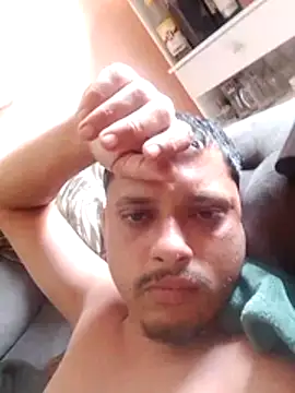 Snapshot of Deza-10 chatting on January 6, 7:17 pm Deza-10 online show from January 6, 7:17 pm