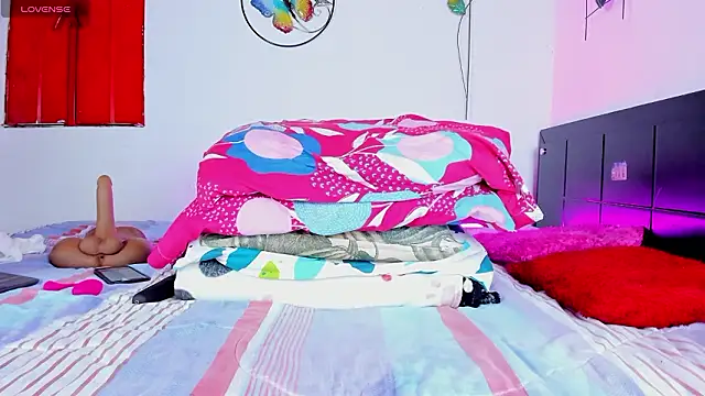  DulceFuego online show from February 20, 10:05 am