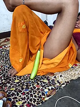 desimalai28 online show from April 3, 7:01 pm