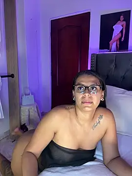 ema zoe online show from April 12, 12:48 am