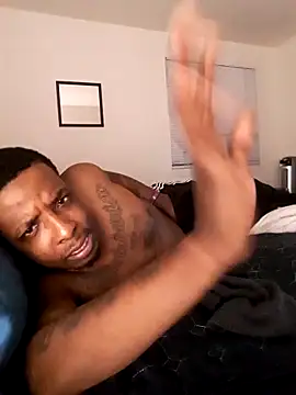 Snapshot of SSMG_420 chatting on March 3, 1:23 am SSMG 420 online show from March 3, 1:23 am