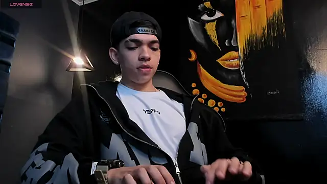 Eryonbradley online show from December 1, 11:26 am