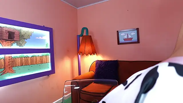 misss luxury online show from March 26, 11:05 am