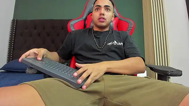 ares pain online show from April 16, 7:36 pm