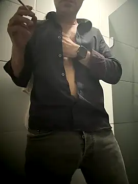 Snapshot of Sedutor420 chatting on September 16, 4:24 am Sedutor420 online show from September 16, 4:24 am