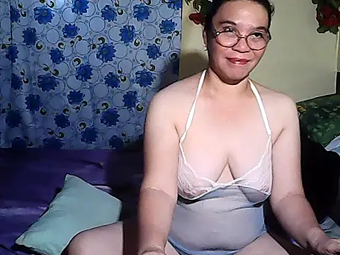 Adeline05 online show from March 20, 9:03 am