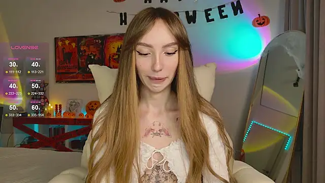 Lunainnk online show from October 26, 12:49 am