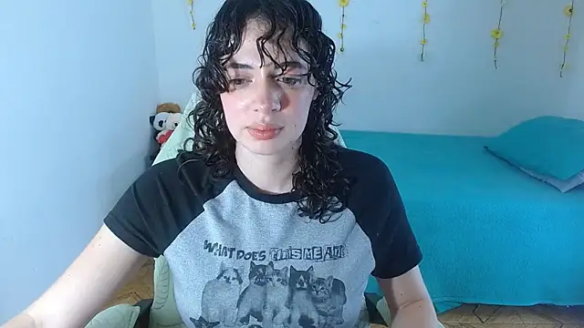 sajecrismaa online show from April 2, 8:06 pm