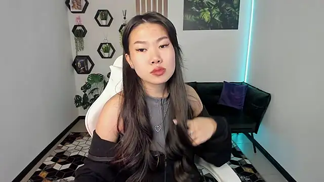 LunaPurrr online show from November 28, 11:18 pm