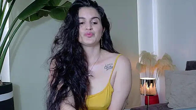 lizdevine online show from October 12, 3:44 pm