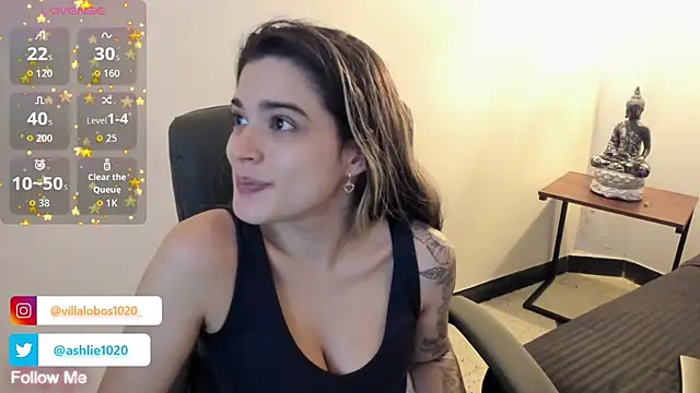 MiaVillalobos online show from October 30, 12:06 pm