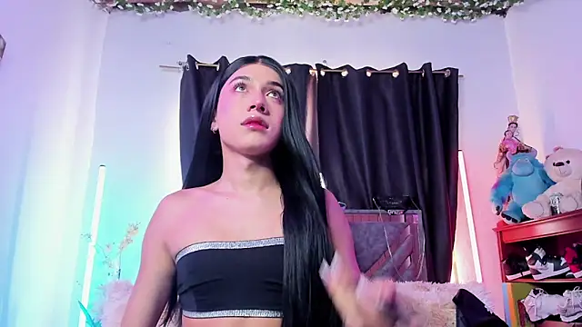 Snapshot of KristallSwan chatting on March 25, 1:28 pm KristallSwan online show from March 25, 1:28 pm