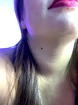 Snapshot of Velveet_x chatting on October 31, 12:06 pm Velveet x online show from October 31, 12:06 pm