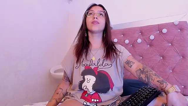 JulianaCarter online show from May 19, 7:42 pm