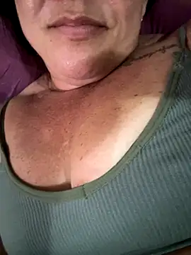 Snapshot of MaluLemos chatting on September 28, 7:52 pm MaluLemos online show from September 28, 7:52 pm