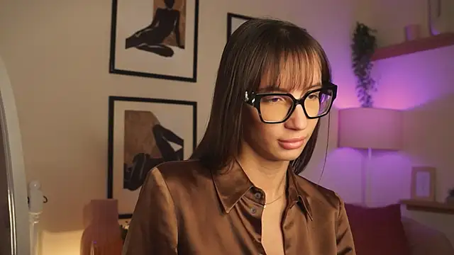 midnightbby  online show from January 13, 5:18 pm