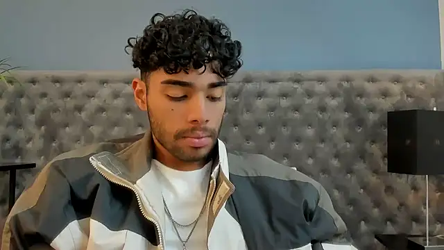 RaphaelDufort online show from November 13, 8:41 pm