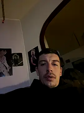 Snapshot of gb7572 chatting on September 28, 11:54 pm gb7572 online show from September 28, 11:54 pm