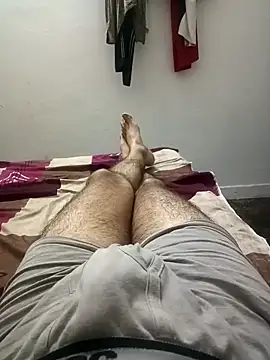 Snapshot of hottieboy774 chatting on September 10, 10:26 am hottieboy774 online show from September 10, 10:26 am