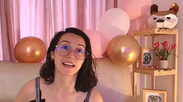 Ginevra esposito online show from April 13, 1:16 pm