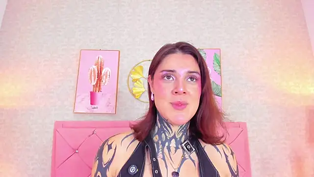 mystikdoll online show from October 20, 12:05 pm