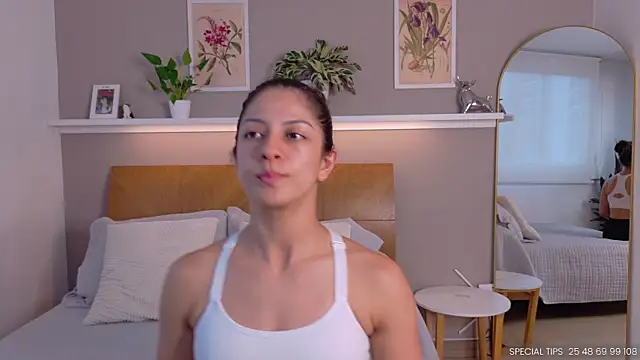 sarah rayy online show from July 27, 9:55 pm