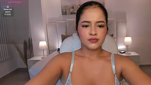 Viictoria jones online show from February 19, 10:55 am