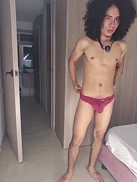 Snapshot of zadders_yb chatting on February 28, 6:25 am zadders yb online show from February 28, 6:25 am