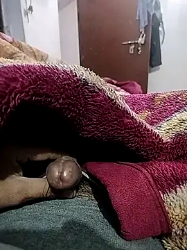 Snapshot of annu123Sh chatting on March 20, 2:11 pm annu123Sh online show from March 20, 2:11 pm