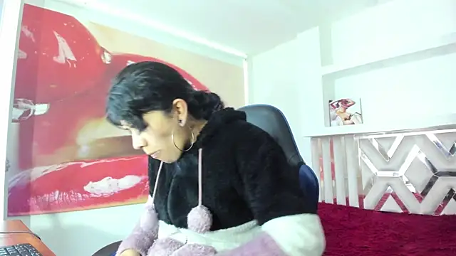 Raven Rouge  online show from October 3, 10:51 pm