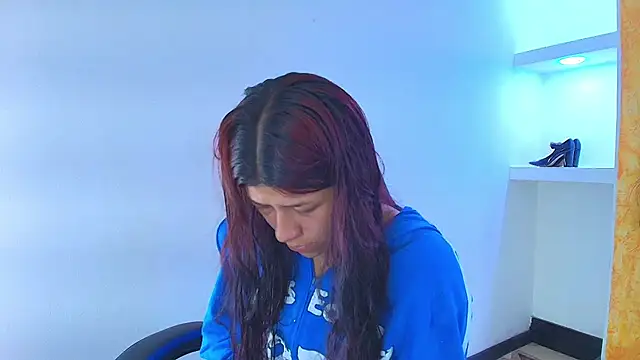 Raven Rouge  online show from January 17, 8:01 pm