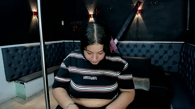 Stephy  online show from November 6, 3:51 am